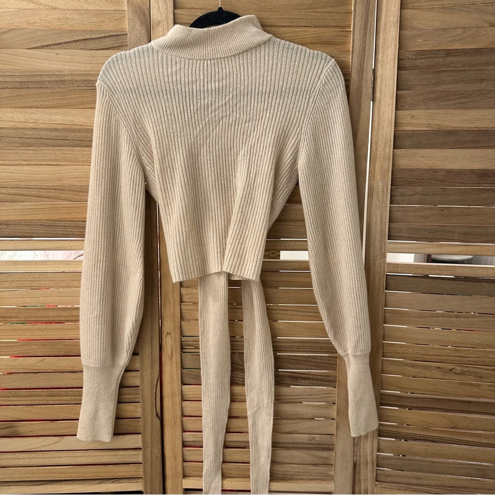 Reformation Osteria Open Back Sweater in Gossamer size S - Picture 5 of 9